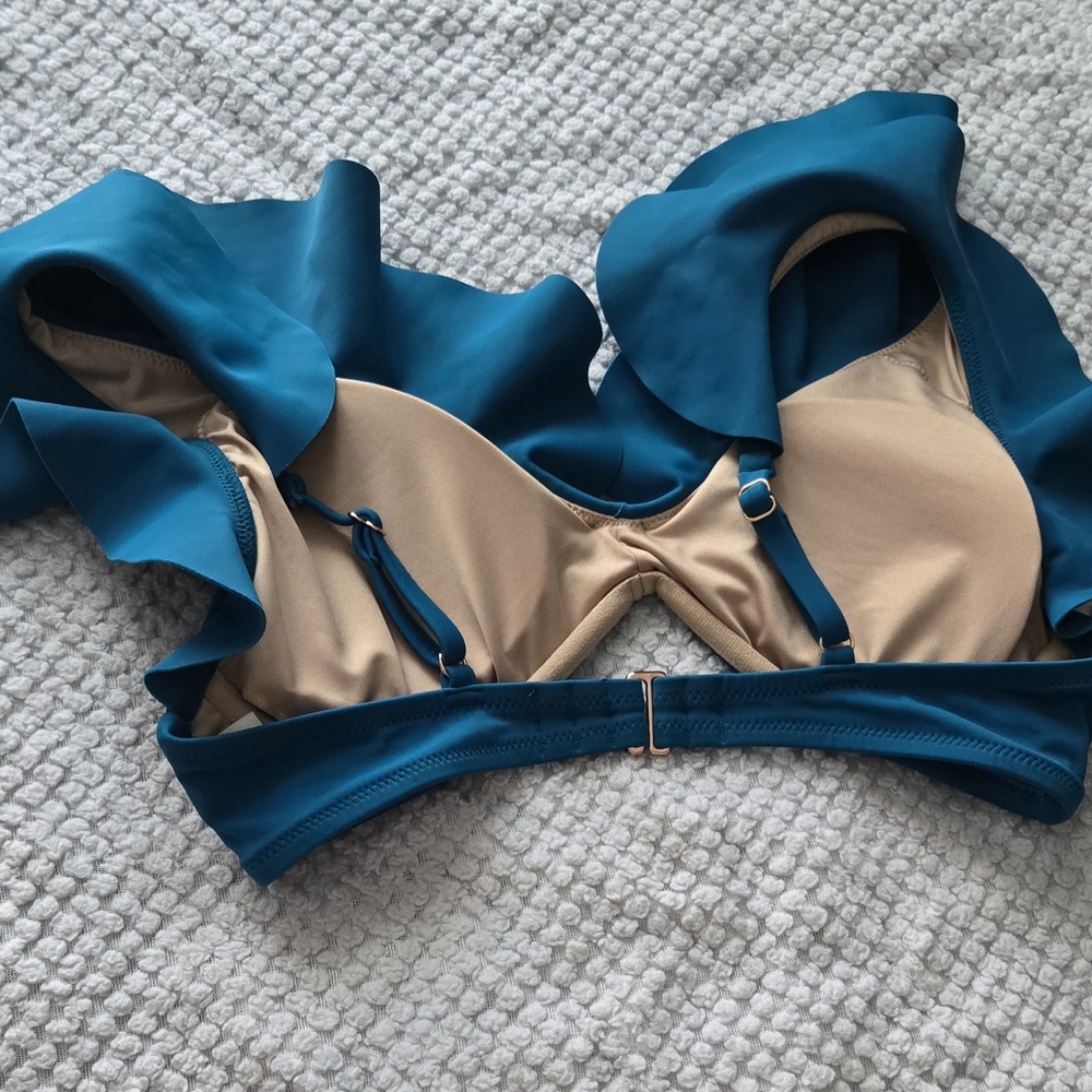 Shade & Shore Blue Ruffled Sleeveless Bikini Top - Picture 4 of 7